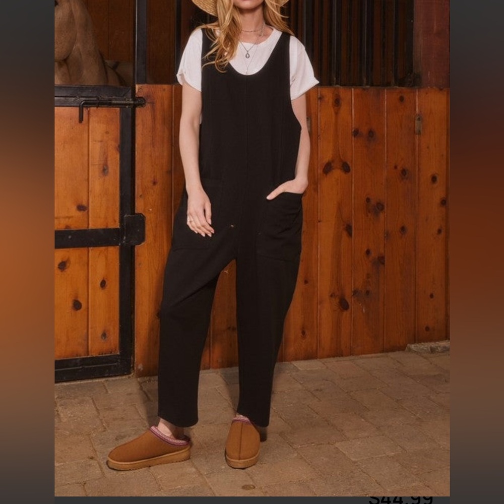 Oddi Jacquard ribbed Jumpsuit baggy black front pockets adjustable straps